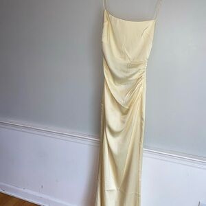 Elegant Light Yellow Formal Satin Dress PROM season ready!